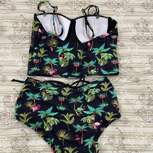 Cupshe High Waist Flamingo Bikini 🏝 - Picture 3 of 6